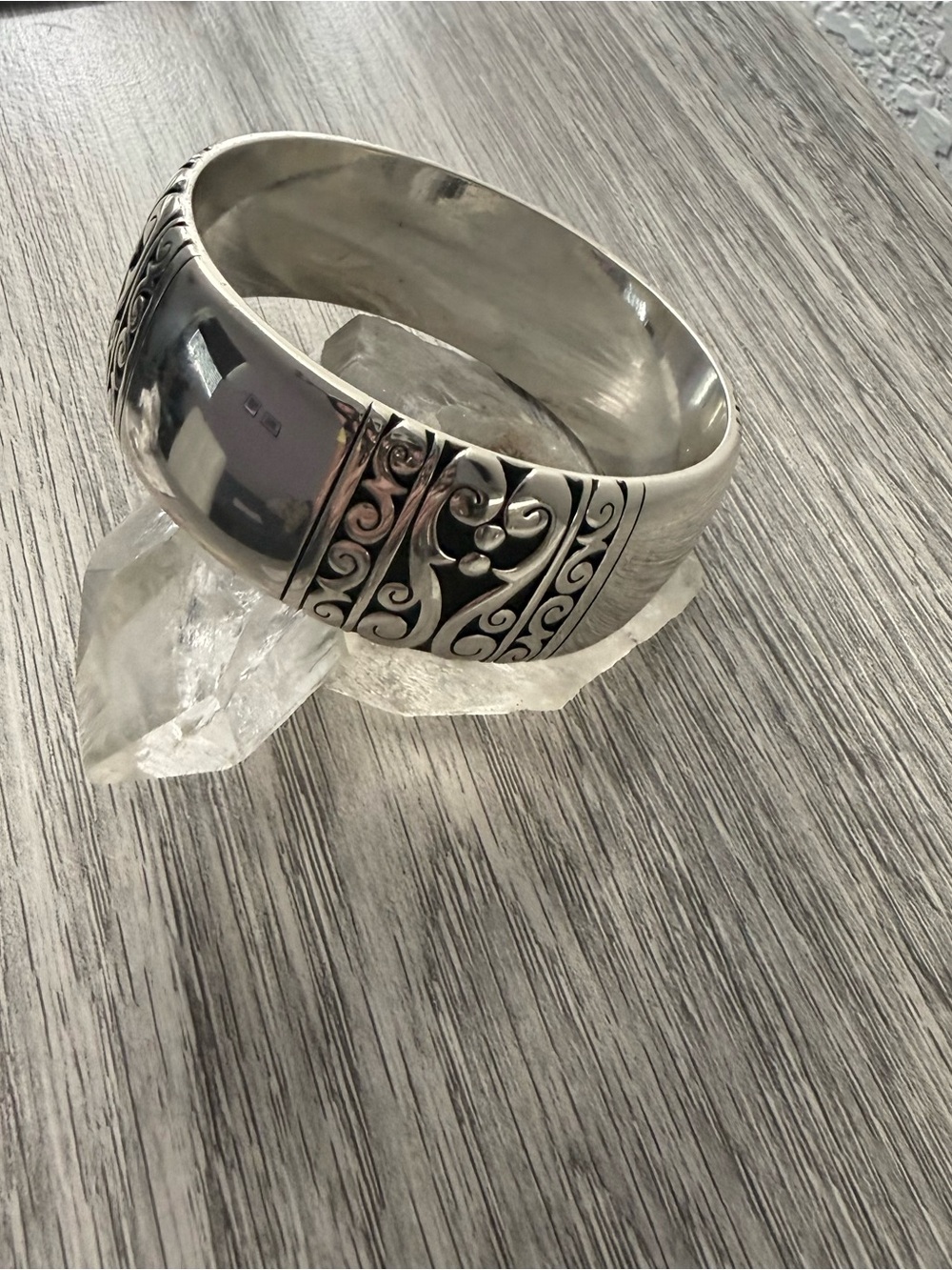 Retired Brighton Diva Heart Bangle - Picture 6 of 7